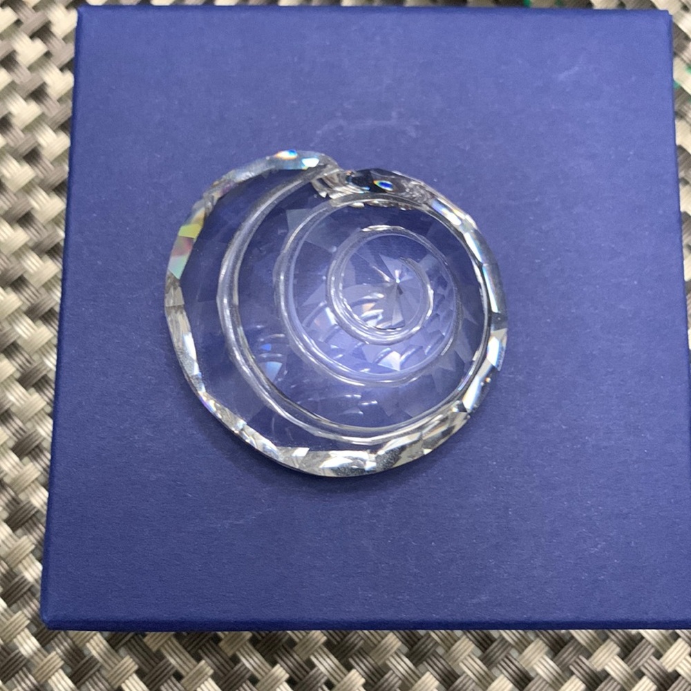 Swarovski nautilus shell